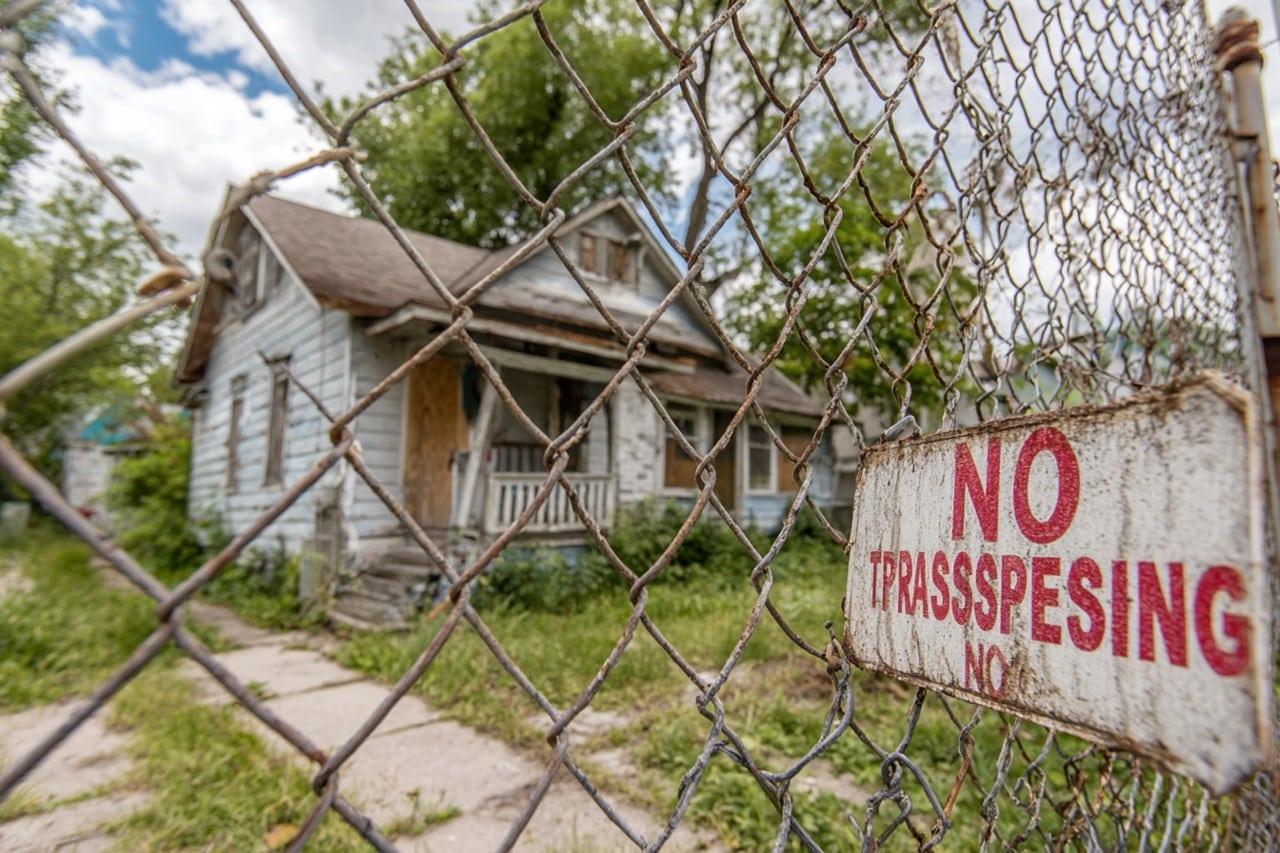 Prevent squatters Indianapolis IN secured vacant property